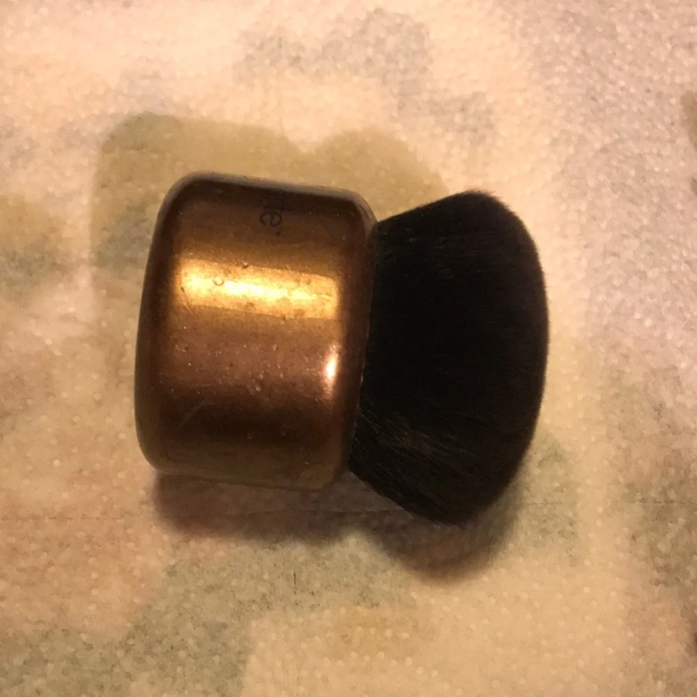 Tarte Golden Kabuki Brush - Luxe Bronze Makeup Brush